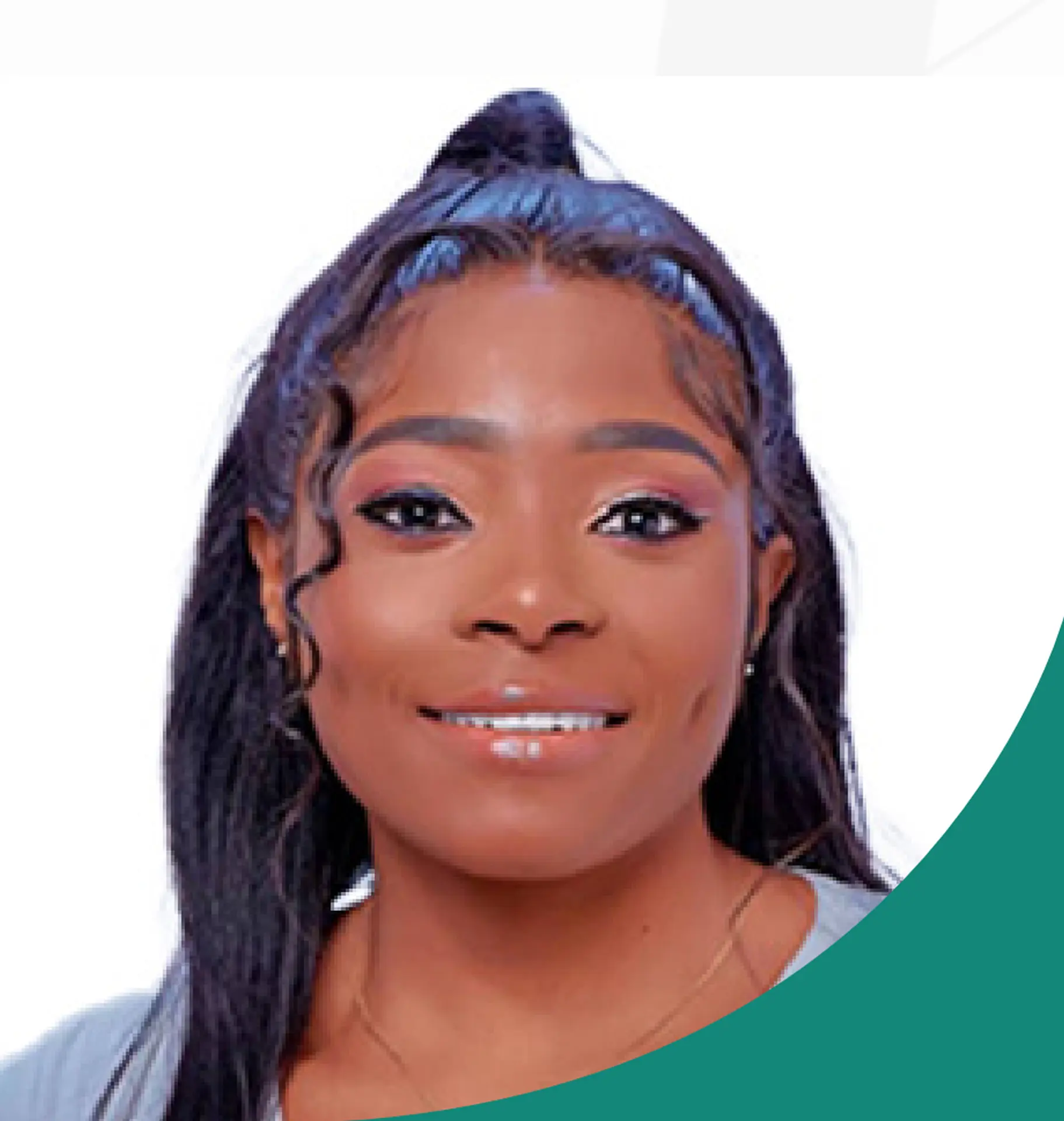 Mme Véronique NOUAYOU WAFO